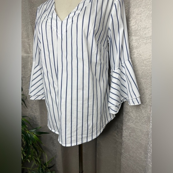 WHBM The Carmen Stripe Print V-Neck Blouse 3/4 Bell Sleeve White Sz 10 - Picture 6 of 12